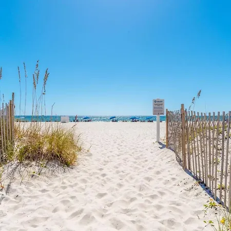 Gulf Shores Island Winds East #103, Gulf Front. Closest Building To Hangout!